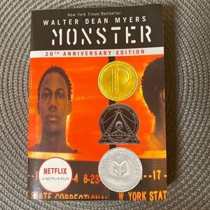 Walter Dean Myers - Monster